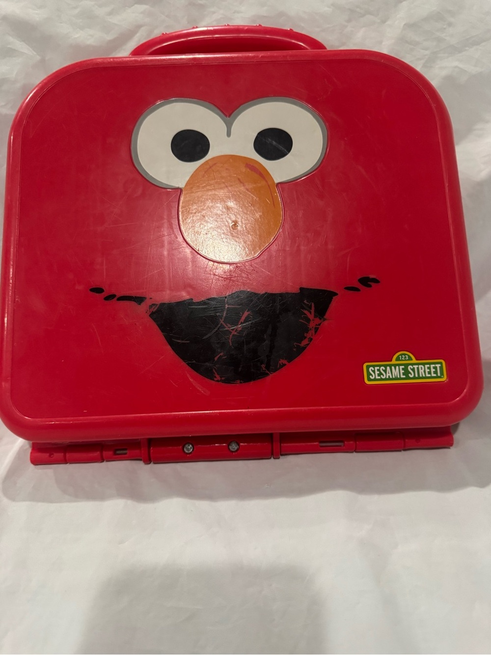 Sesame Street Elmo On the Go letter case